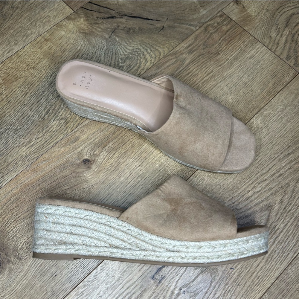 a new day Tan Platform Slides
